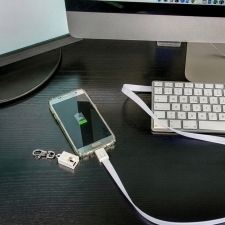 Data transfer lanyard with micro USB LE PORT